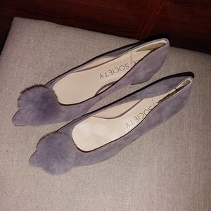 Suede shoe